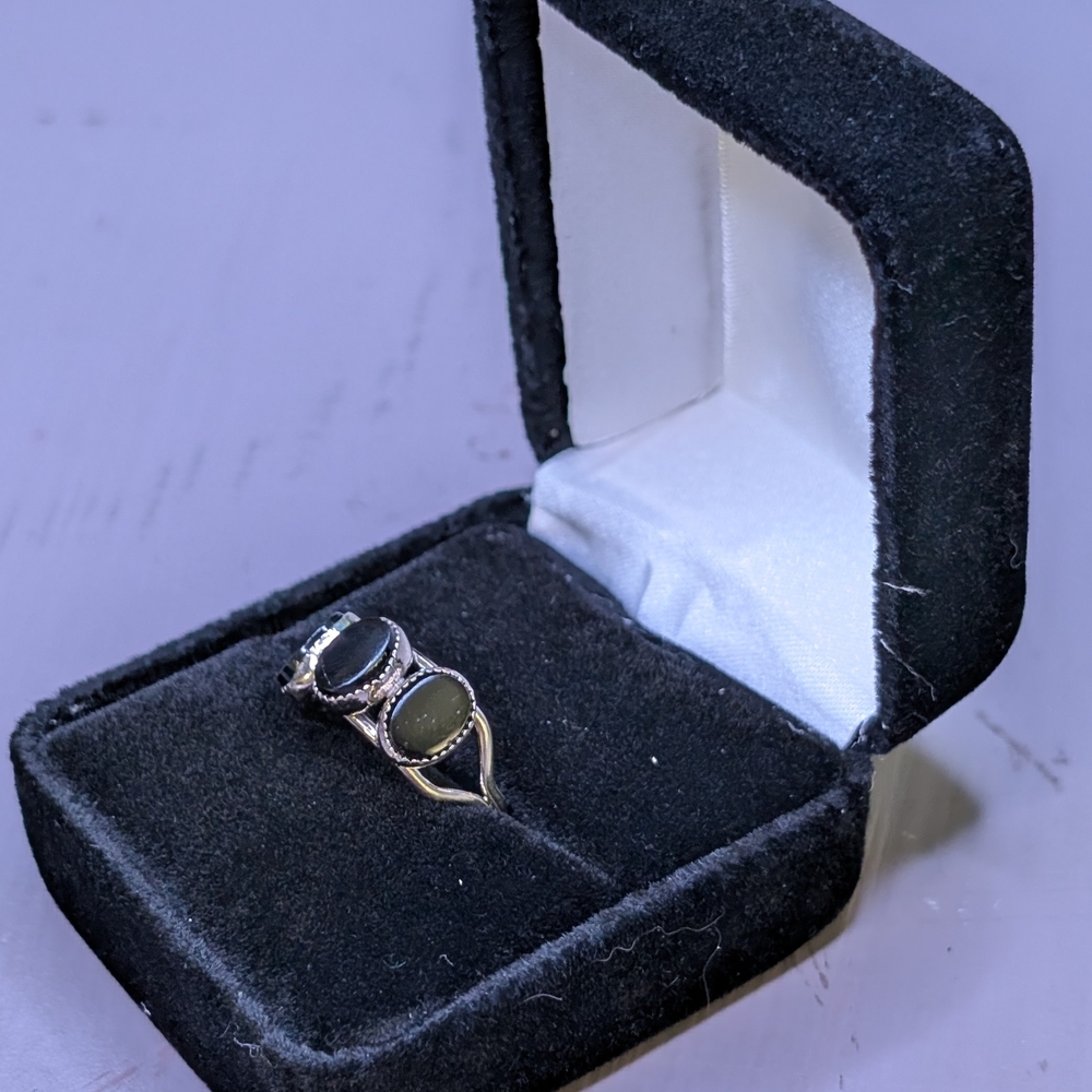 Vintage Beau Sterling 3 Stone Black Onyx Adjustable Silver Ring